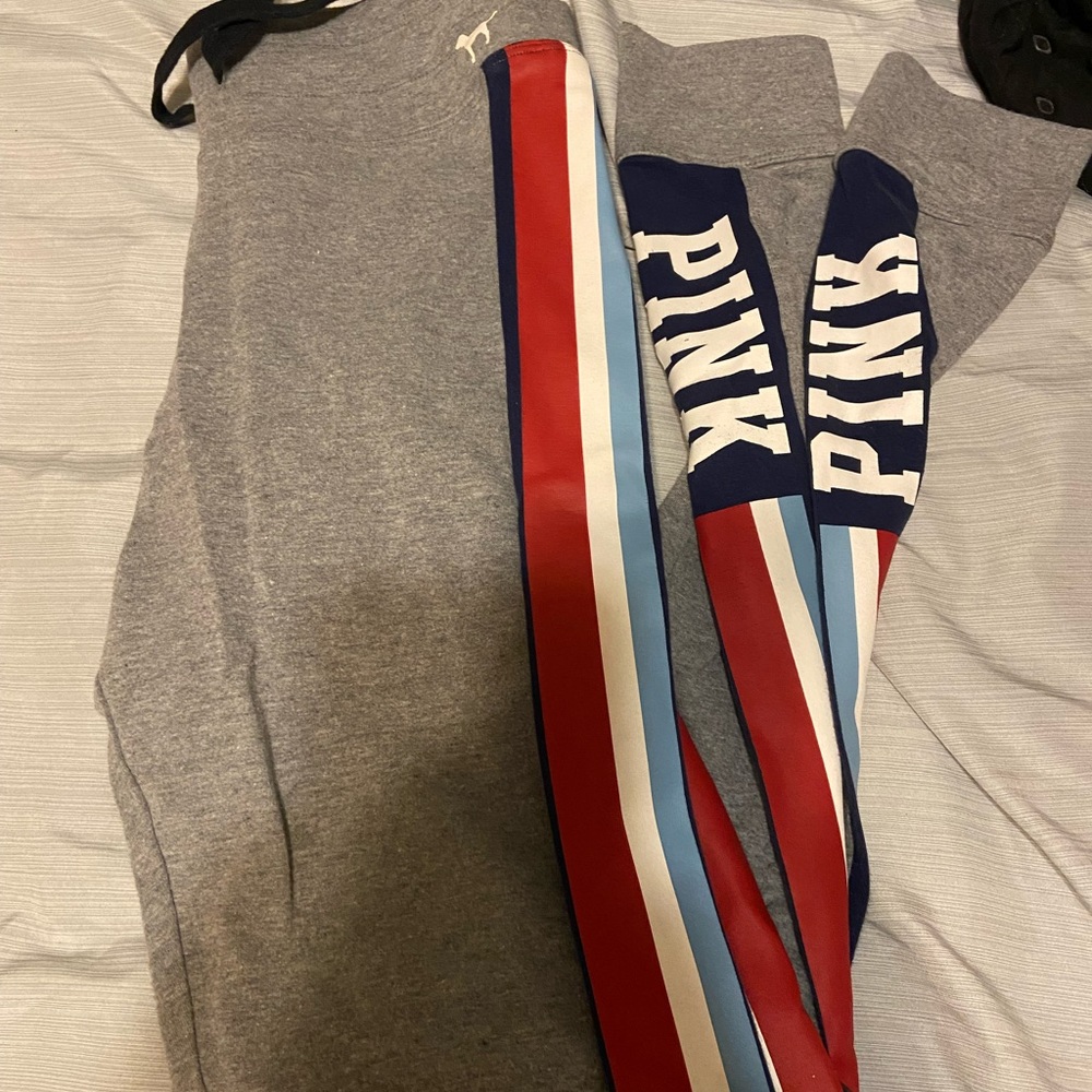 VS Pink yoga pants